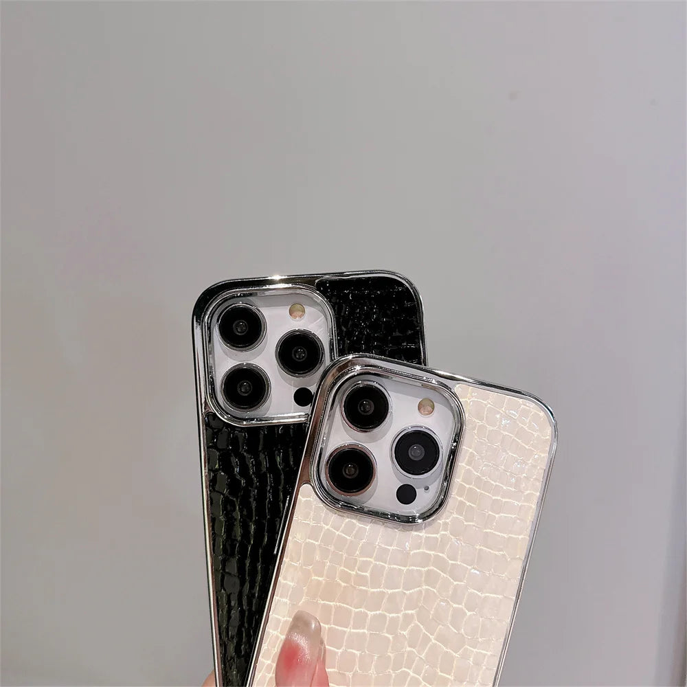 PulseCase™ CrocoLux – Glossy Crocodile iPhone Case | Shockproof & Luxury Look