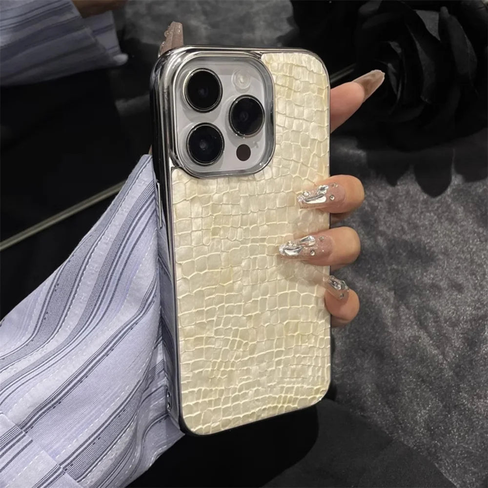 PulseCase™ CrocoLux – Glossy Crocodile iPhone Case | Shockproof & Luxury Look