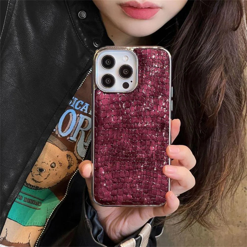 PulseCase™ CrocoLux – Glossy Crocodile iPhone Case | Shockproof & Luxury Look