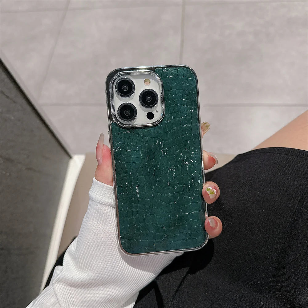 PulseCase™ CrocoLux – Glossy Crocodile iPhone Case | Shockproof & Luxury Look