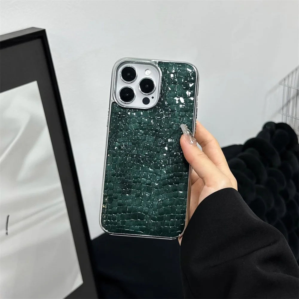 PulseCase™ CrocoLux – Glossy Crocodile iPhone Case | Shockproof & Luxury Look