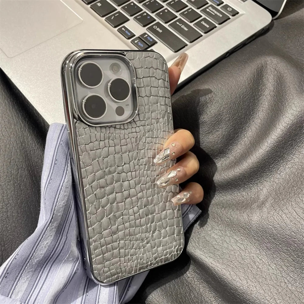 PulseCase™ CrocoLux – Glossy Crocodile iPhone Case | Shockproof & Luxury Look