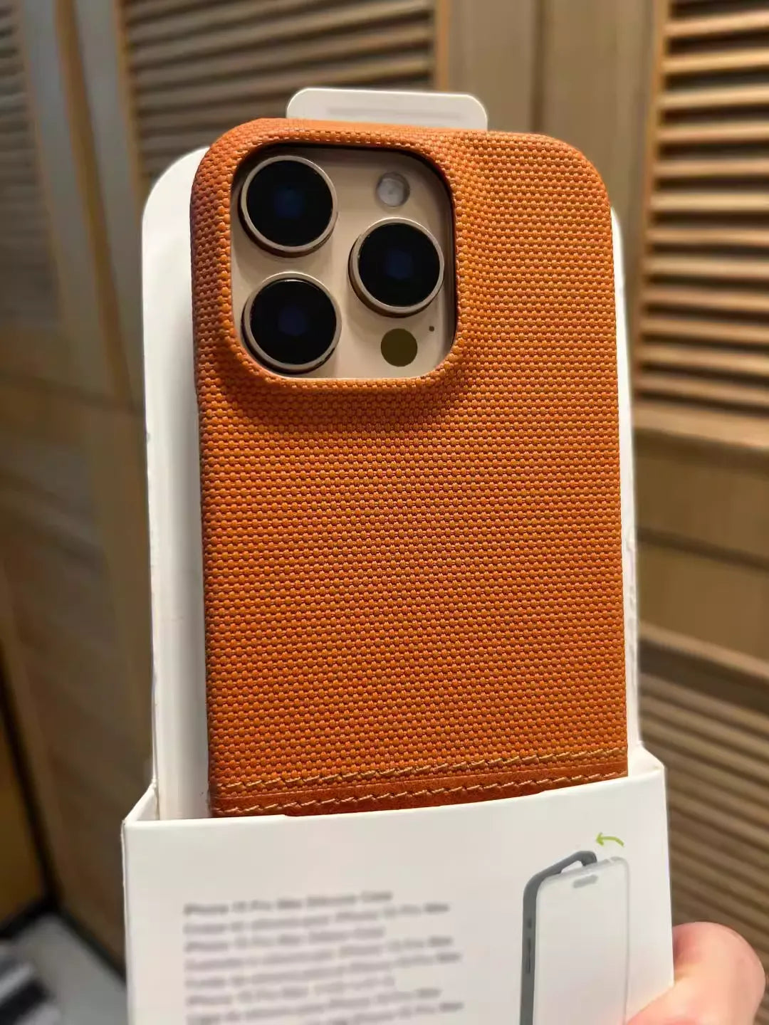 PulseCase™ Woven Leather iPhone Case – Luxury Grip Edition MagSafe