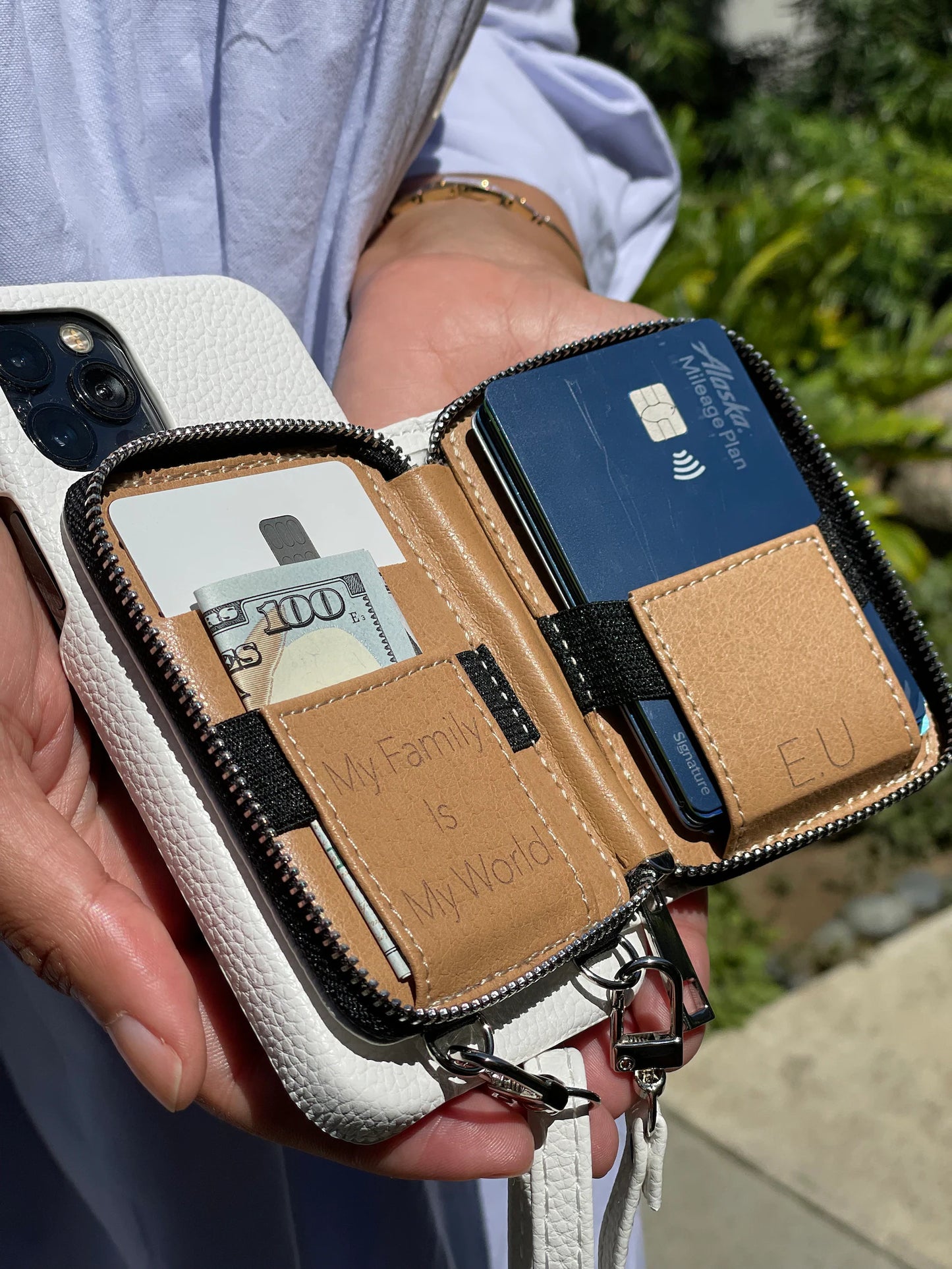 PulseCase™ ZipWallet Leather Case – Everyday Carry Edition