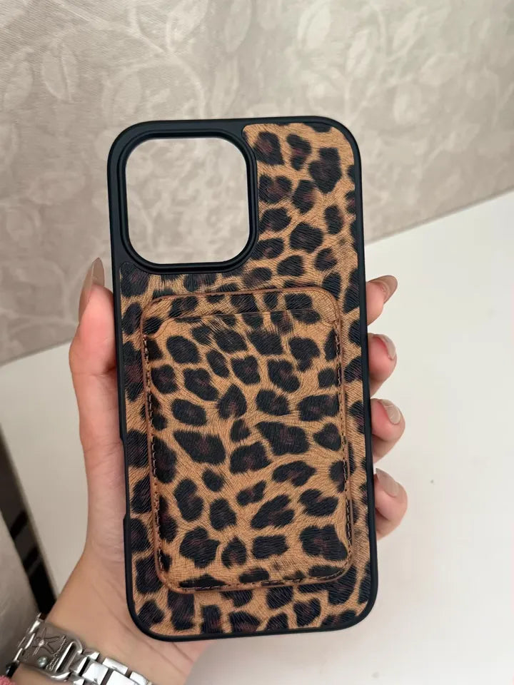 MagSafe iPhone Case with Magnetic Card Holder