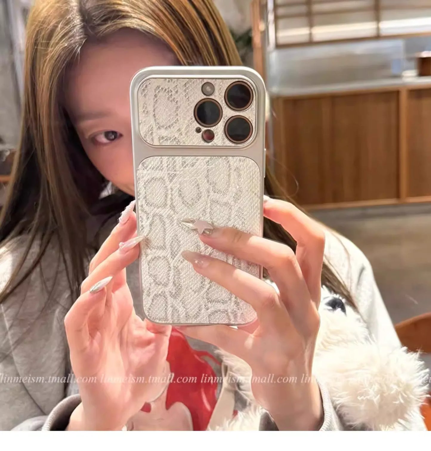 Snake Texture iPhone Case – Premium Leather Feel